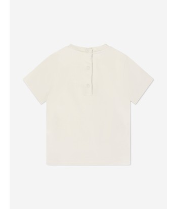 Fendi Baby Logo T-Shirt in Beige le des métaux précieux