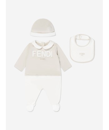 Fendi Baby Logo Babygrow Gift Set in Beige de votre