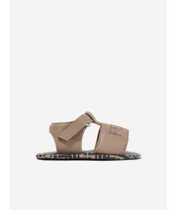 Fendi Baby Leather Logo Sandals in Beige Amélioration de cerveau avec